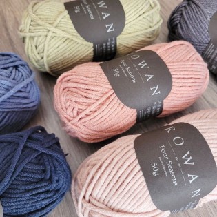 Four Seasons - Rowan - Ovelha Negra
